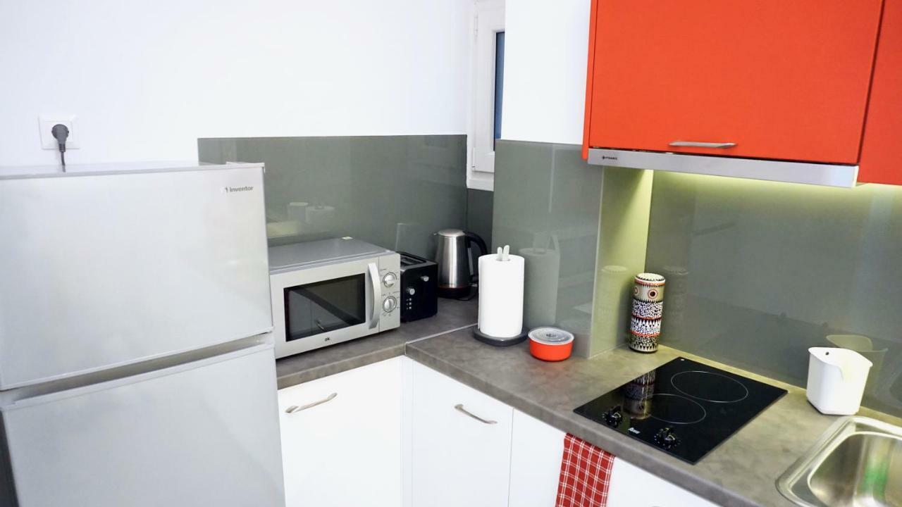 Urban Design Apt In Athena Bagian luar foto