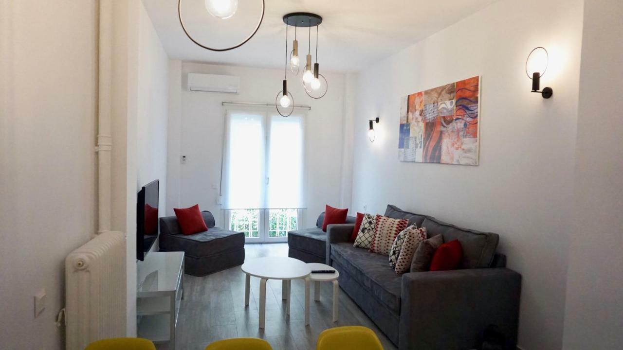 Urban Design Apt In Athena Bagian luar foto