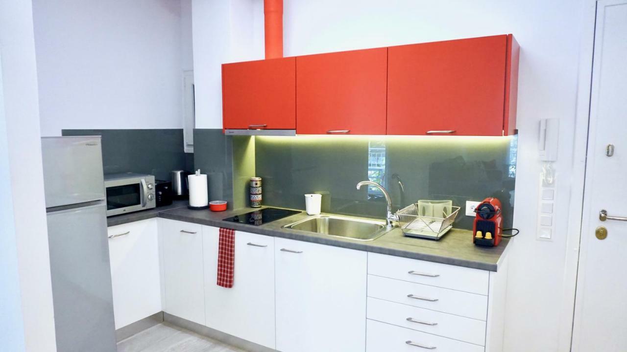 Urban Design Apt In Athena Bagian luar foto