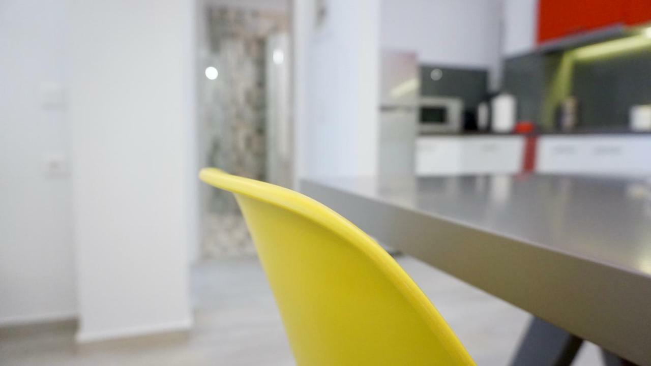 Urban Design Apt In Athena Bagian luar foto